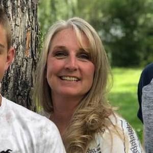 Meet your Posher, Debbie